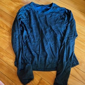 size 10 lululemon long sleeve swiftly race